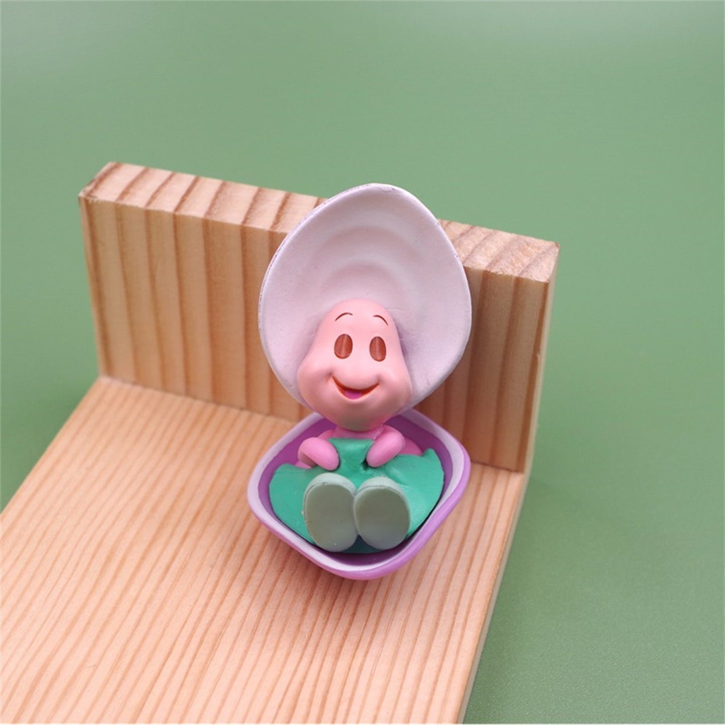 Alice in Wonderland baby oyster kawaii anime figurine collectible toy